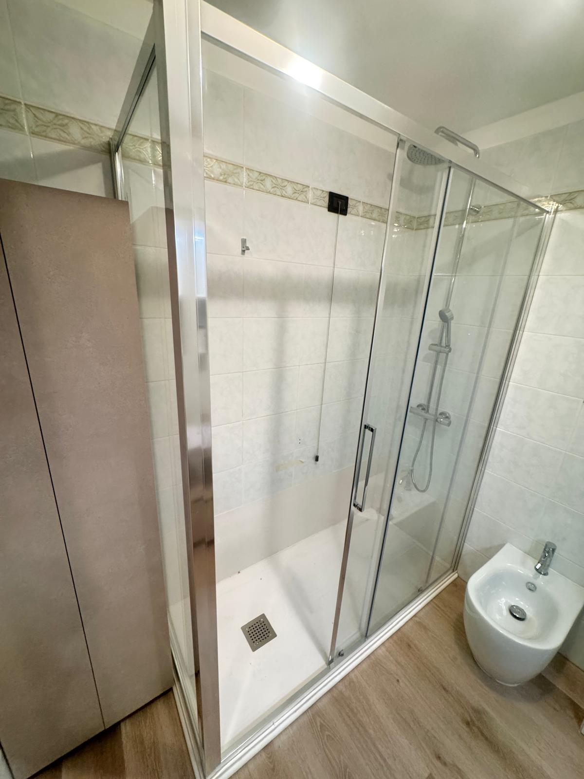 Lato Box Doccia 3 (1)